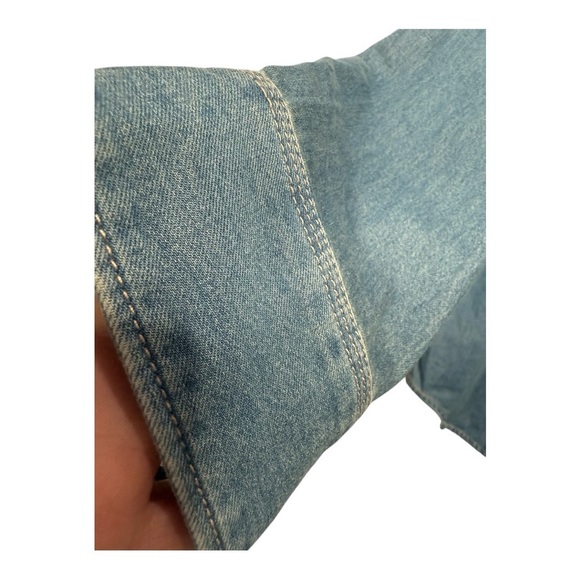 J. Crew Chambray Relaxed Fit Denim Button-Up Faux Pocket Shirt NEW Faux Pocket - Picture 4 of 14